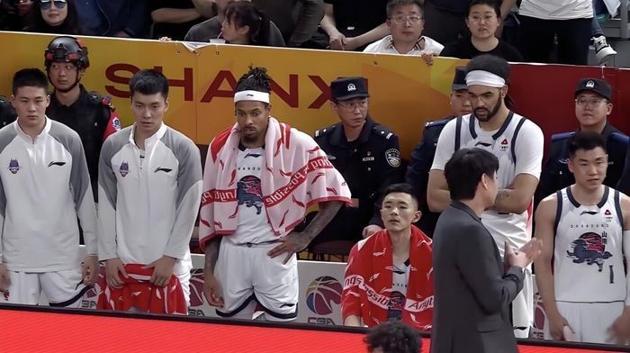 山东男篮客场告负 山西男篮险胜新援斯蒂尔表现