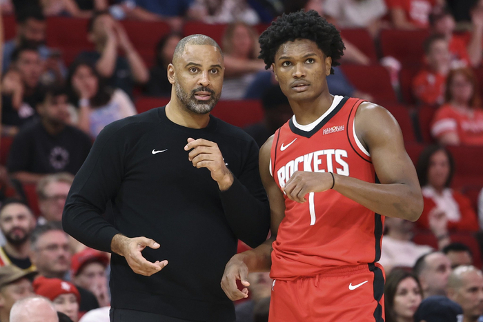 火箭大胜尼克斯申京谢泼德联手爆发，战术执行